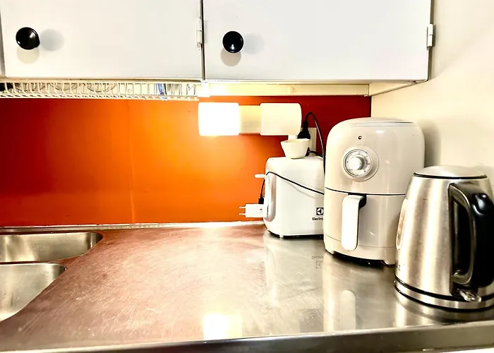 C's Old-studio, Easy Access To Helsinki-vantaa Airport Apartman